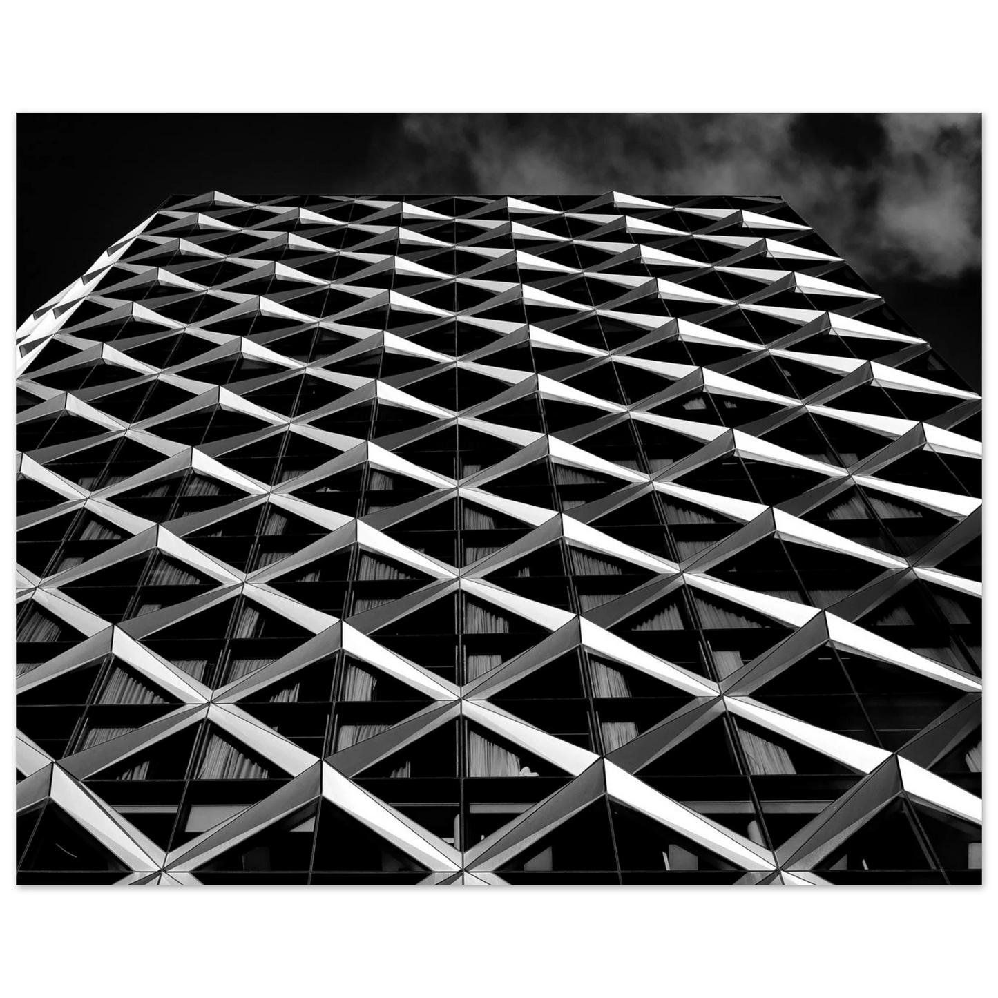 d06d4df1-7f0d-420e-b0bf-b192a24cf1d5