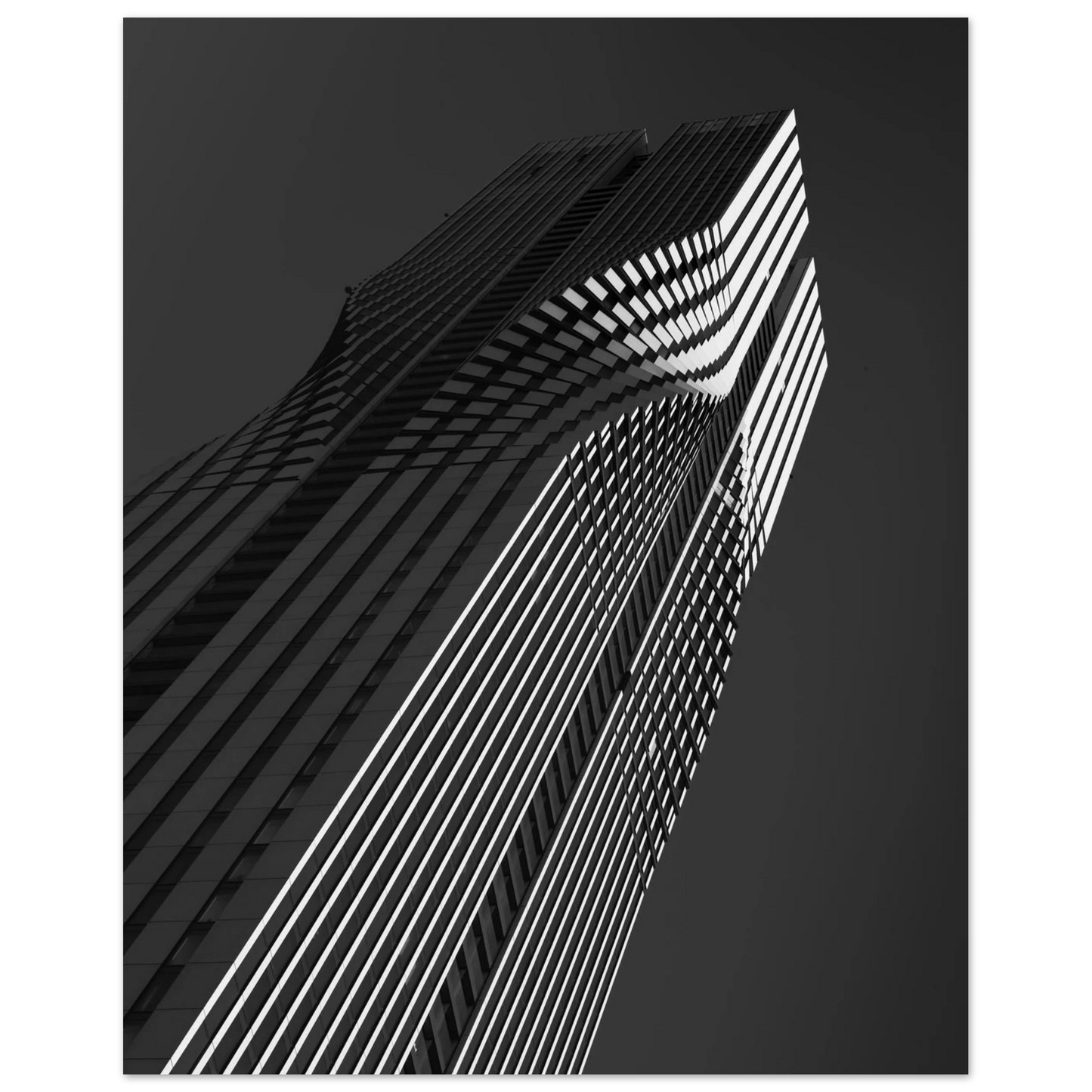 e3e196d3-775e-4d05-b4b3-76f7507eeef9