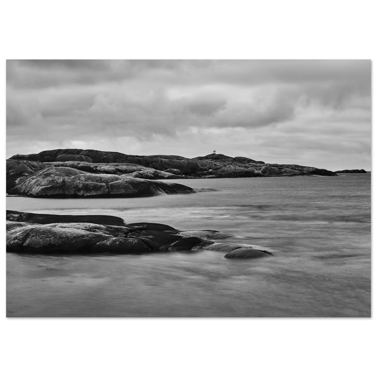 Posters online, väggkonst, affischer, planscher, art prints, tavlor, natur, stilren, eftertanke, reflektion, landskap, monochrome, svartvitt, minimalism,